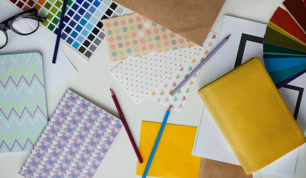 workplace background creating journal junk