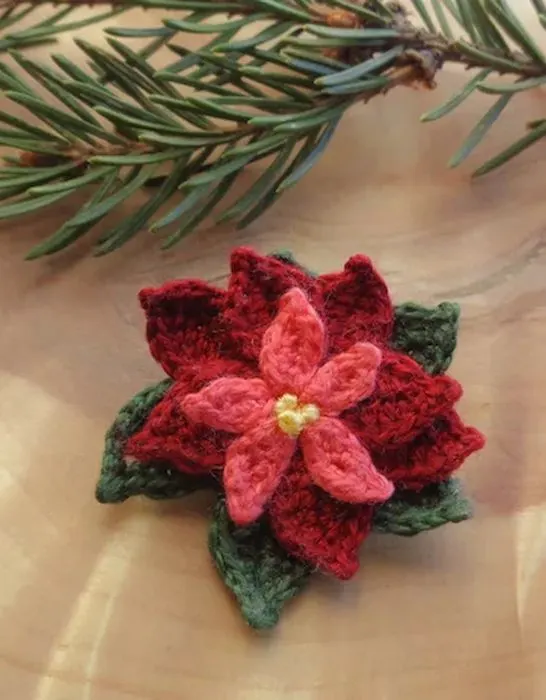 crochet poinsettia brooch pattern by AniAmi Crochet