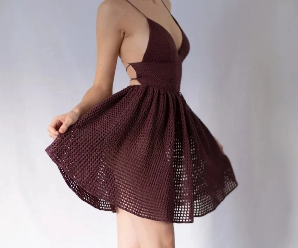 Crochet dress with full skirt PATTERN