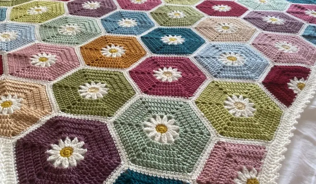 Hexadaisy Crochet Blanket Pattern