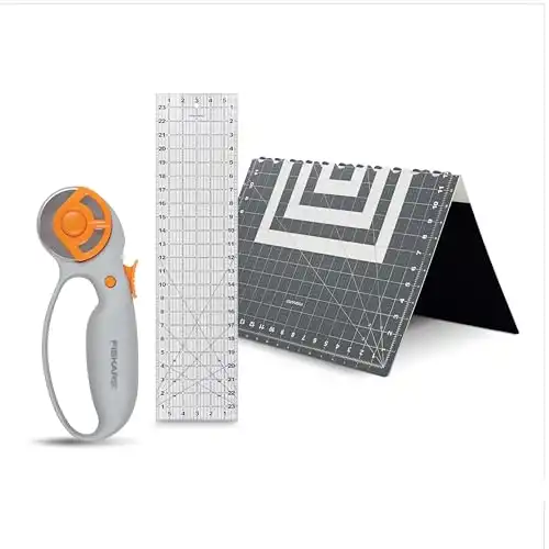 Fiskars Rotary Cutter 3-Piece Set - 45mm Blade Rotary Cutter for Fabric, Self Healing Cutting Mat, and Sewing Ruler